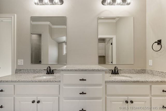 9214 E 62nd Court S, Tulsa, OK 74133