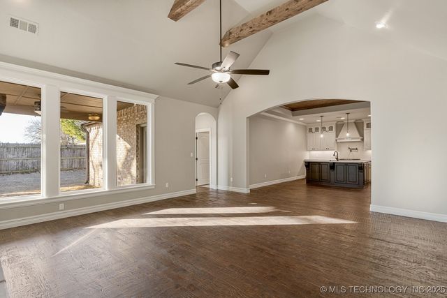 9214 E 62nd Court S, Tulsa, OK 74133