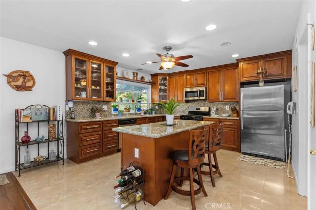 22012 Heidi, Lake Forest, CA 92630