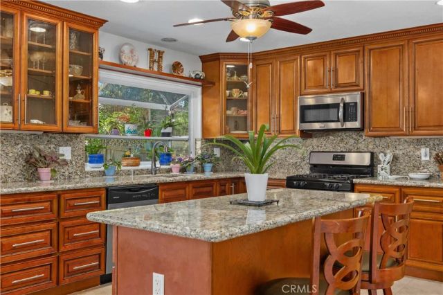 22012 Heidi, Lake Forest, CA 92630