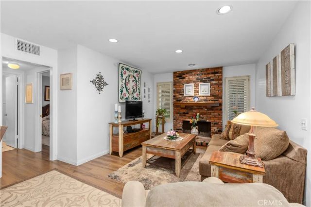 22012 Heidi, Lake Forest, CA 92630