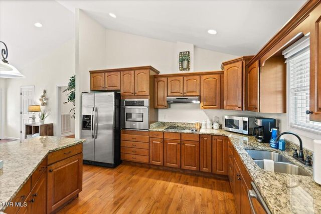 108 Ridgeland Drive, Johnson City, TN 37601