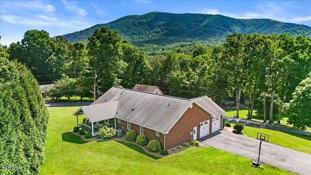 108 Ridgeland Drive, Johnson City, TN 37601