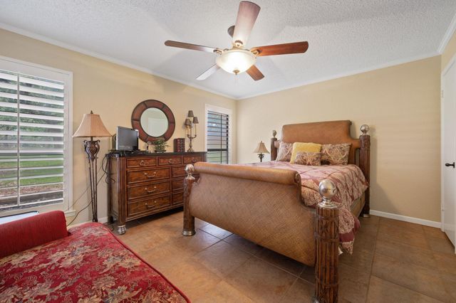109 Sunset CIR, Burnet, TX 78611