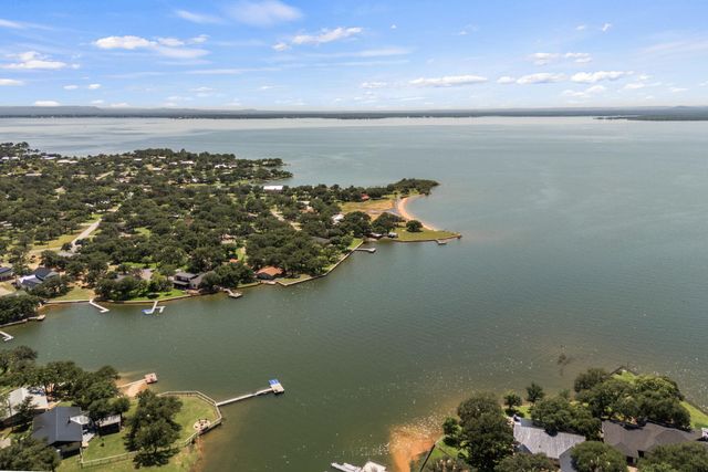 109 Sunset CIR, Burnet, TX 78611