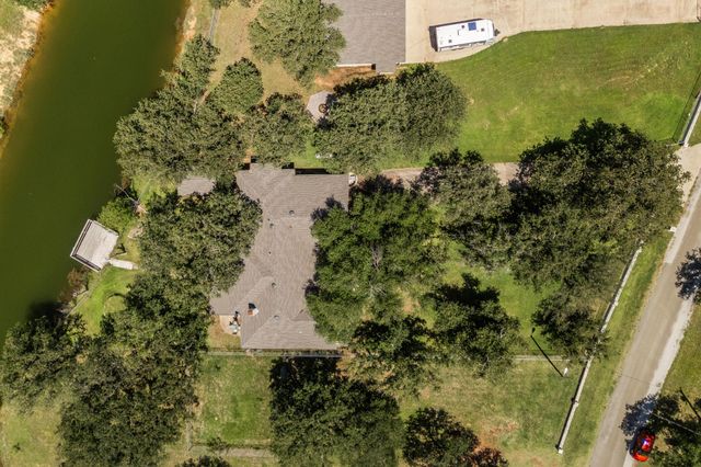 109 Sunset CIR, Burnet, TX 78611