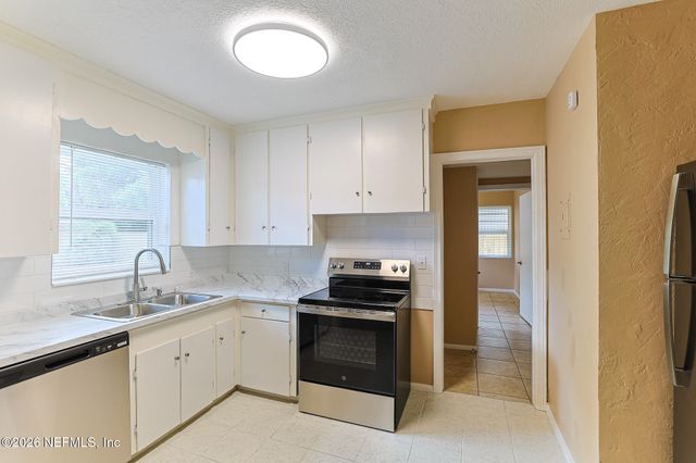 223 ELMORE Street, Green Cove Springs, FL 32043