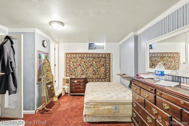 2174 Middlebelt Road, West Bloomfield, MI 48324