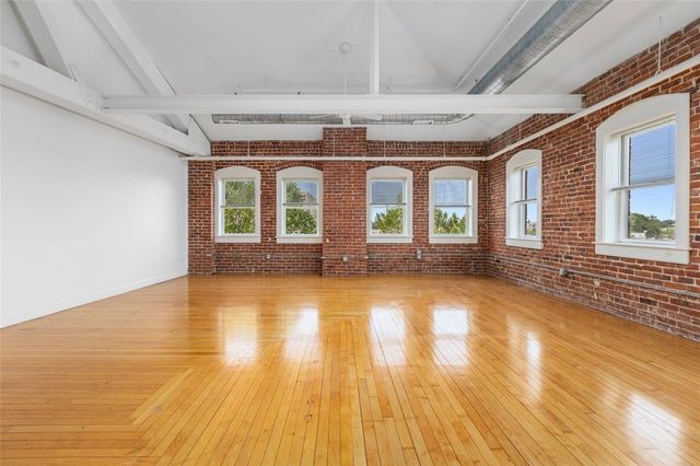 755 Westminster Street 404, Providence, RI 02903