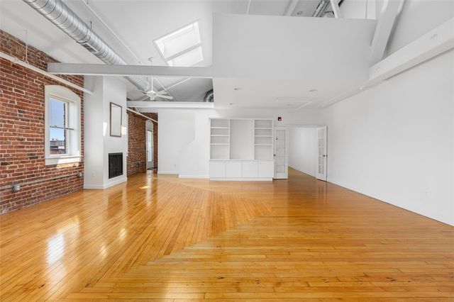 755 Westminster Street 404, Providence, RI 02903