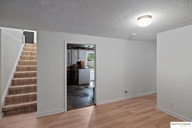 7515 Joseph Avenue, La Vista, NE 68128