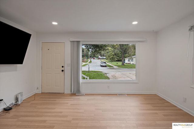 7515 Joseph Avenue, La Vista, NE 68128