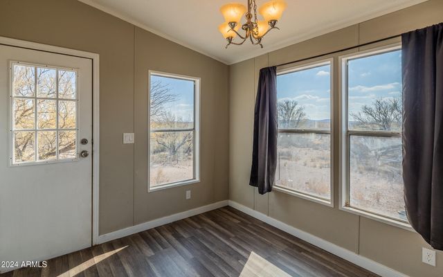 1880 E HOOTIN HOLLER Trail, Huachuca City, AZ 85616