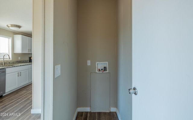 1880 E HOOTIN HOLLER Trail, Huachuca City, AZ 85616