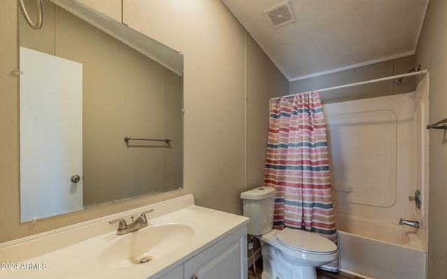 1880 E HOOTIN HOLLER Trail, Huachuca City, AZ 85616