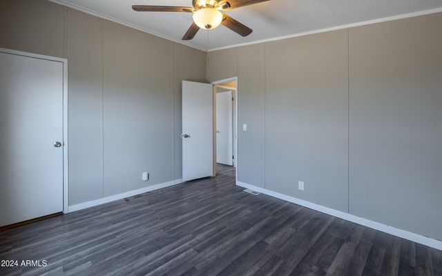 1880 E HOOTIN HOLLER Trail, Huachuca City, AZ 85616