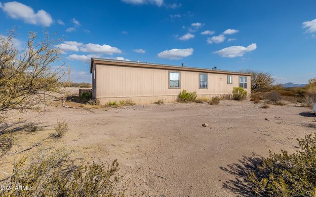1880 E HOOTIN HOLLER Trail, Huachuca City, AZ 85616