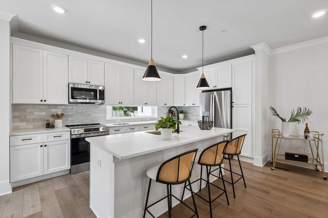 1150 Valdosta Street Unit 501, North Charleston, SC 29405