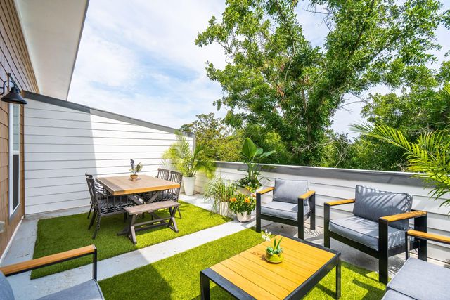 1150 Valdosta Street Unit 501, North Charleston, SC 29405