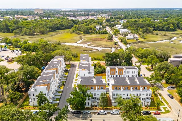 1150 Valdosta Street Unit 501, North Charleston, SC 29405