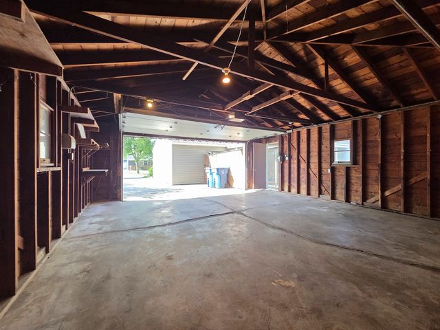 2124 218th Place, Sauk Village, IL 60411