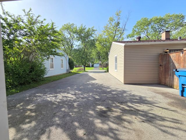 2124 218th Place, Sauk Village, IL 60411