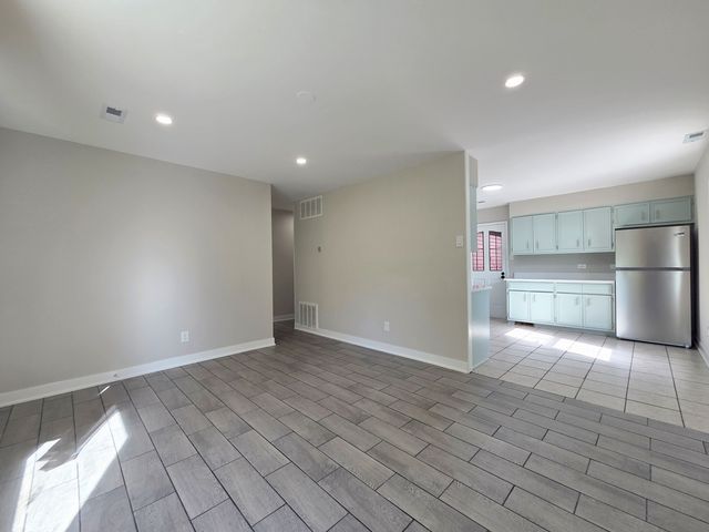2124 218th Place, Sauk Village, IL 60411