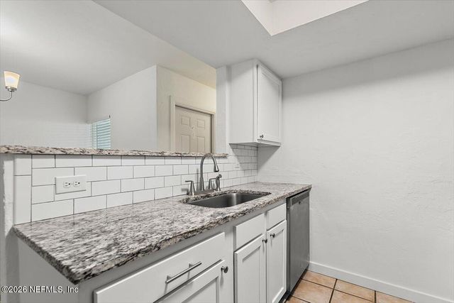 1210 WONDERWOOD Drive, Jacksonville, FL 32233