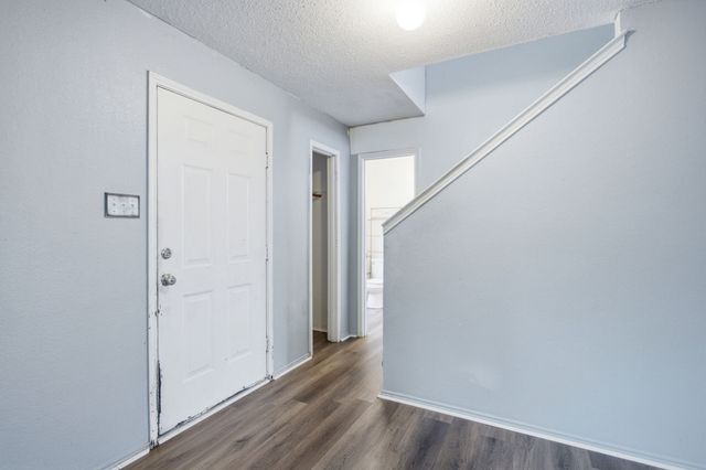 307 Meadow Ridge Drive, Burleson, TX 76028
