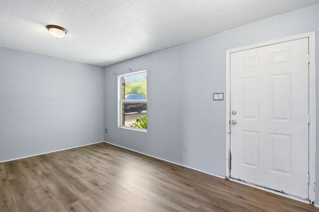 307 Meadow Ridge Drive, Burleson, TX 76028