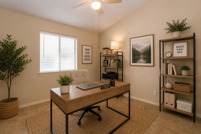 5438 N State Street, Fresno, CA 93722