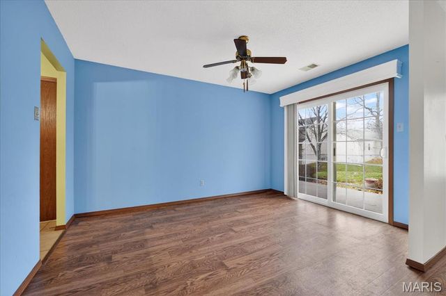 1300 Tahoe Valley Court, Ballwin, MO 63021