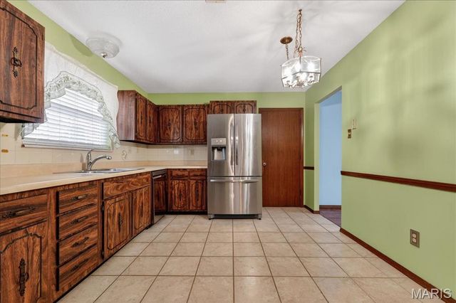 1300 Tahoe Valley Court, Ballwin, MO 63021