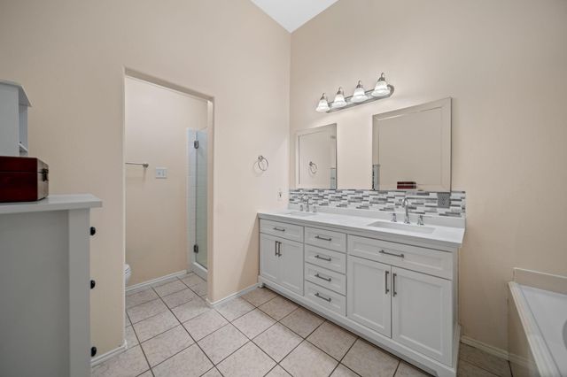 11515 Socorro Lane, Tomball, TX 77377