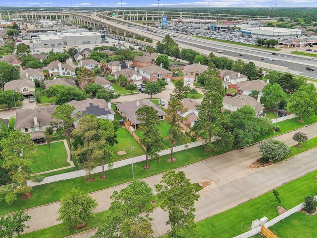 11515 Socorro Lane, Tomball, TX 77377