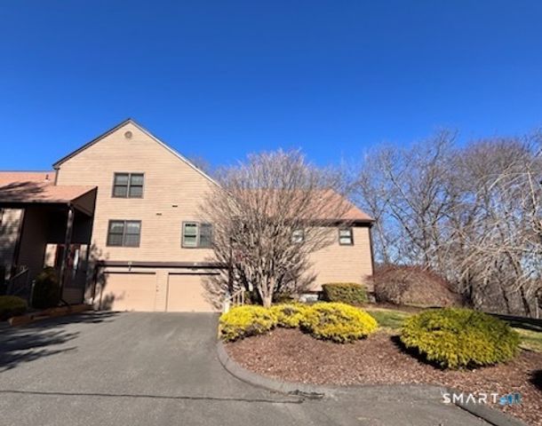 10 Juniper Circle 10, Monroe, CT 06468