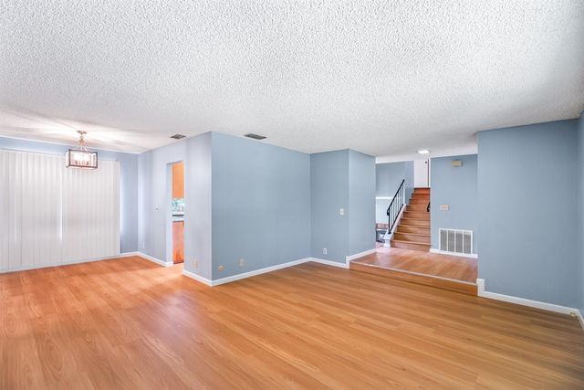 924 Regatta Dr, Sacramento, CA 95833