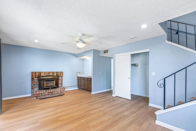 924 Regatta Dr, Sacramento, CA 95833