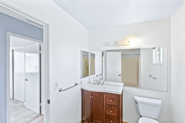 924 Regatta Dr, Sacramento, CA 95833