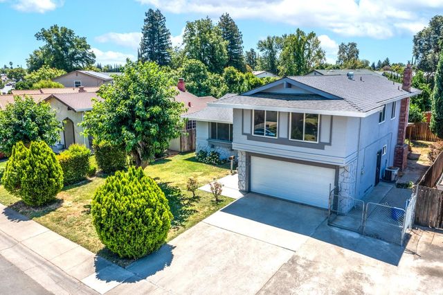 924 Regatta Dr, Sacramento, CA 95833