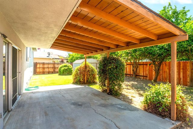924 Regatta Dr, Sacramento, CA 95833