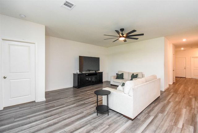 4611 Highland Crest Drive, Richmond, TX 77469