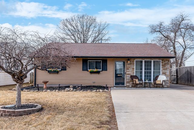 444 6th Street E, Milan, IL 61264