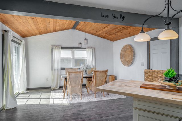 444 6th Street E, Milan, IL 61264