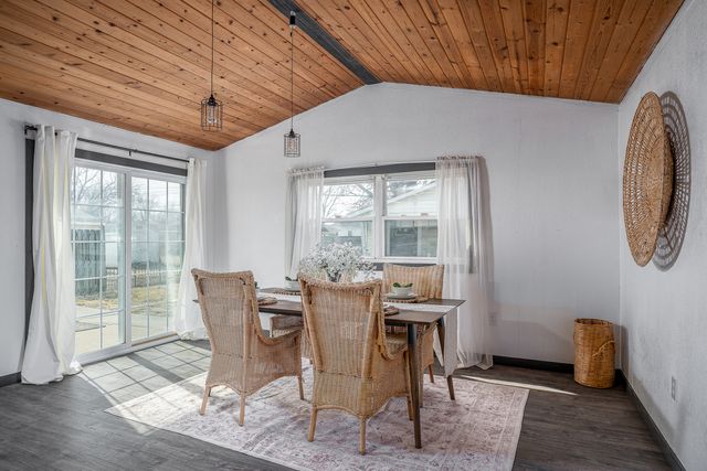 444 6th Street E, Milan, IL 61264