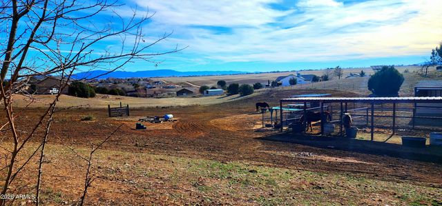 1125 N WAGON WHEEL Place, Chino Valley, AZ 86323