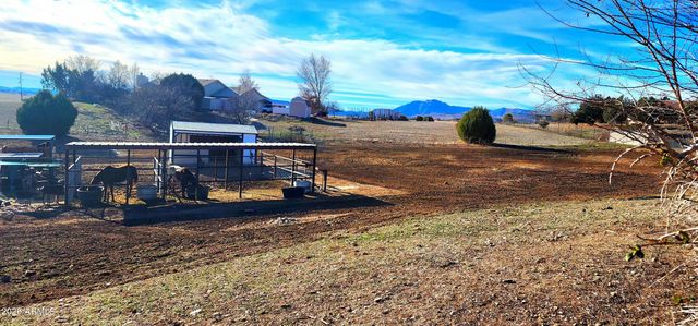 1125 N WAGON WHEEL Place, Chino Valley, AZ 86323