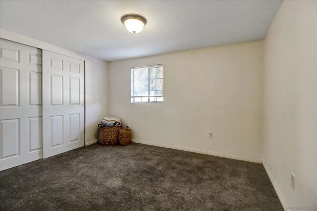 415 S Gilbert St, Hemet, CA 92543