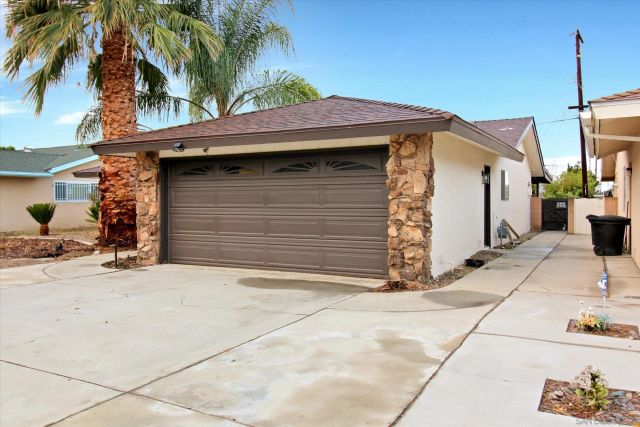 415 S Gilbert St, Hemet, CA 92543