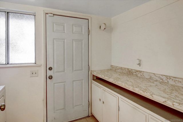 415 S Gilbert St, Hemet, CA 92543